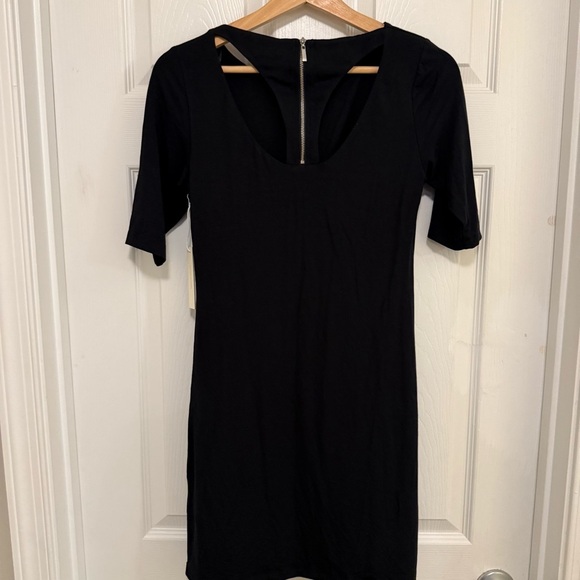 NWT Tart Collections Little Black Dress with Exposed Back-Zip and Cutouts - Picture 5 of 6